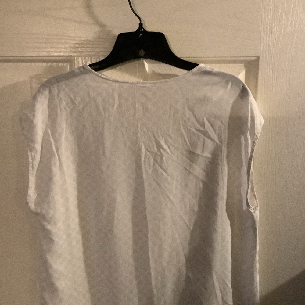 Old Navy Brand blouse, size large. - Picture 7 of 10